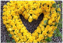 corona corazon de flores para funeral