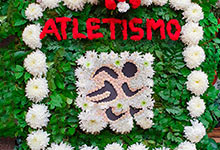 arreglo especial de flores para tumba