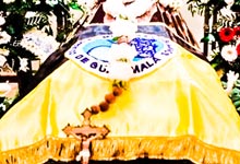 rosario de rosas para funeral