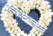 corazon de flores para funeral